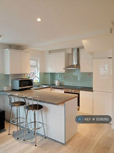 1 Bedroom End Of Terrace House To Rent In Rufford Close, London, HA3