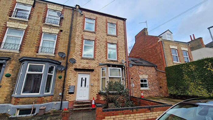 2 Bedroom Flat To Rent In Hester Street, Northampton, NN2