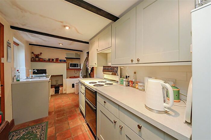 2 Bedroom Character Property For Sale In Station Road, Yaxham, Dereham, NR19