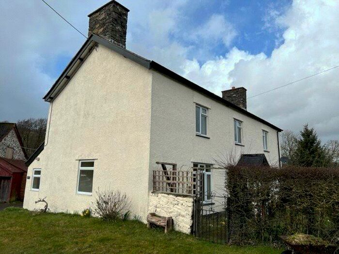 3 Bedroom Detached House For Sale In Llanerfyl, Welshpool, Powys, SY21