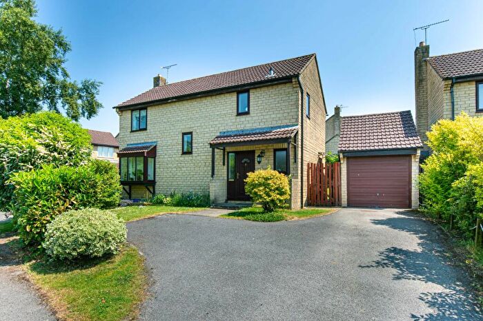 4 Bedroom Detached House To Rent In Webbs Way, Malmesbury, SN16