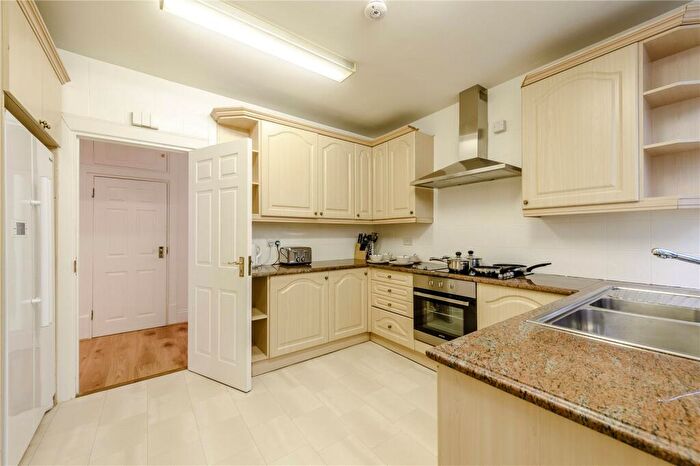 3 Bedroom Property To Rent In Strathmore Court, Park Road, St Johns Wood, NW8