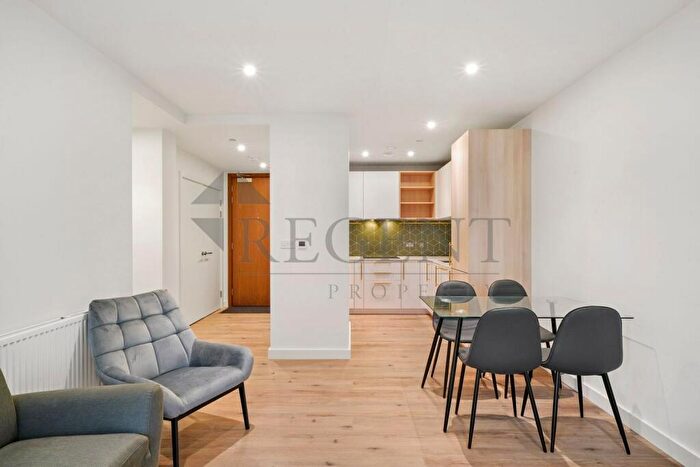 2 Bedroom Apartment To Rent In Beeley House, Mary Neuner Road, N8