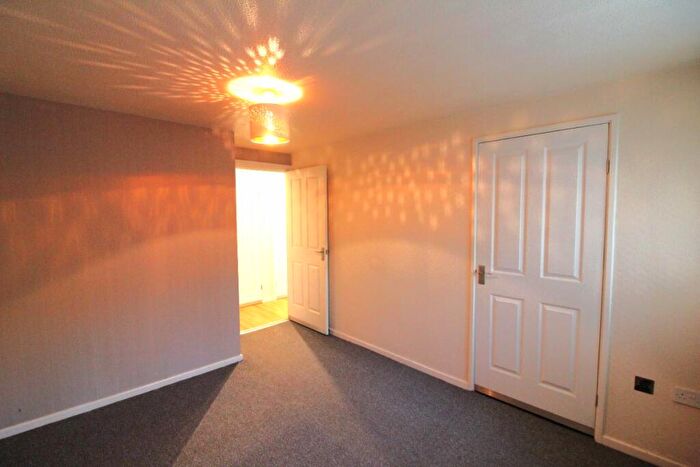 2 Bedroom Bungalow To Rent In Norwich Gardens, Bulwell, NG6