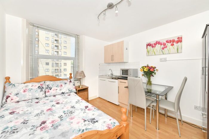 Studio To Rent In Cromwell Road, London, SW7
