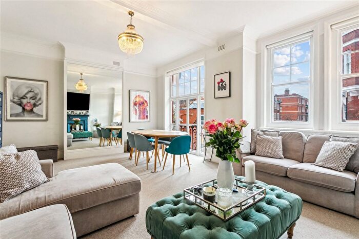 1 Bedroom Flat To Rent In Glyn Mansions, Hammersmith Road, W14