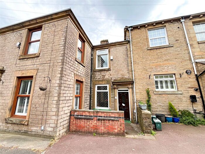 2 Bedroom Terraced House For Sale In Oldham Road, Delph, Saddleworth, OL3