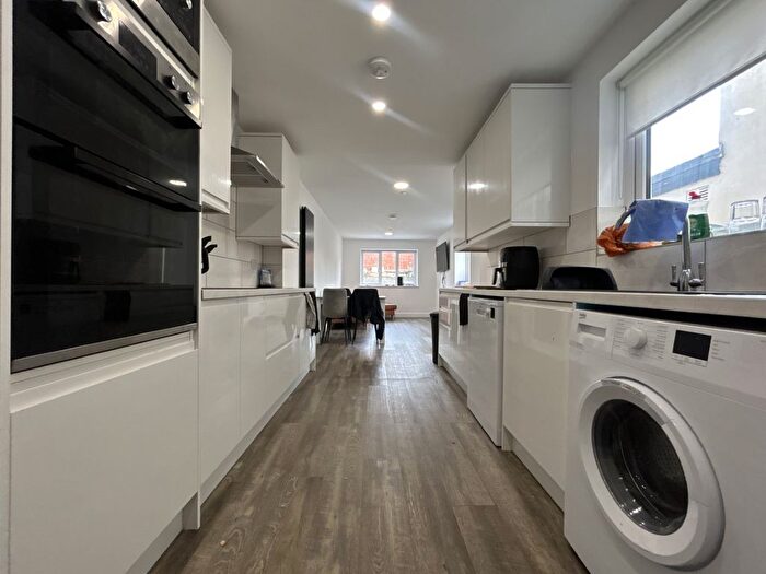 7 Bedroom Terraced House To Rent In Rhymney Terrace, Cathays, CF24