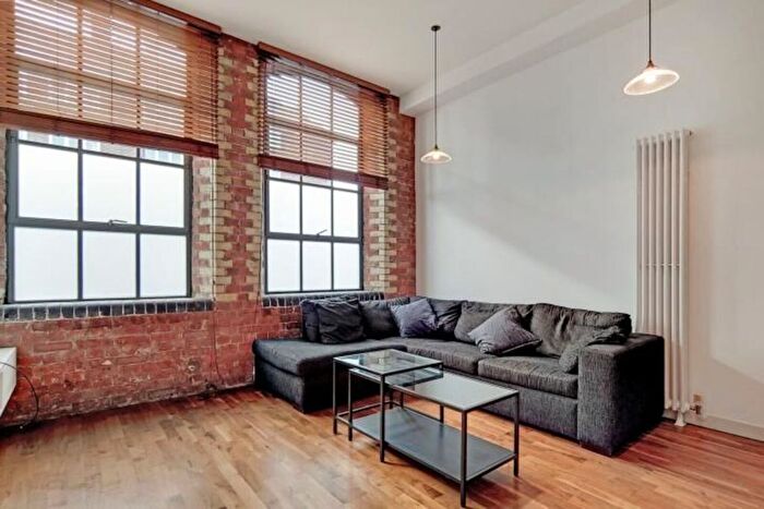 1 Bedroom Flat For Sale In Old Ford Road, Bow, London, E3