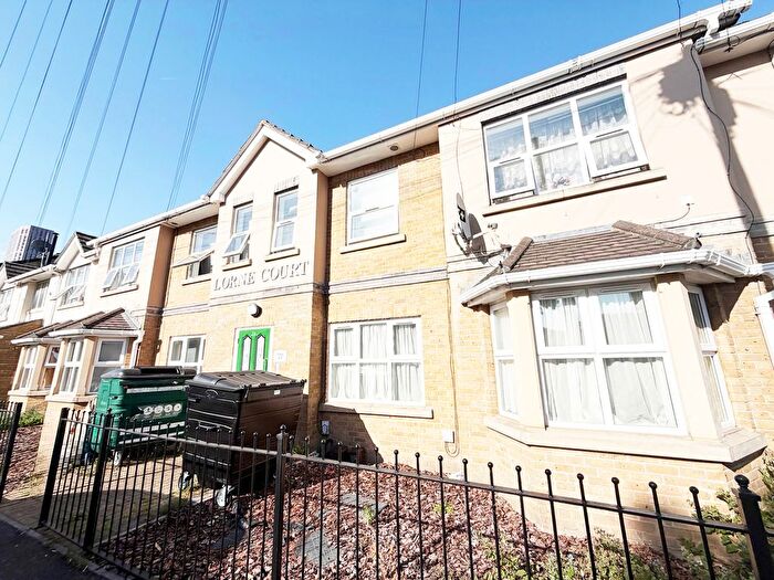 1 Bedroom Flat To Rent In Lorne Road, Walthamstow, E17