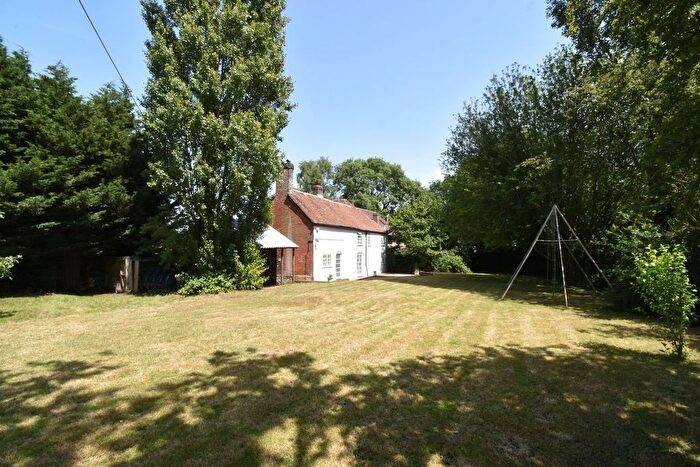 5 Bedroom Semi-Detached House For Sale In Lenham Heath Road, Lenham Heath, Maidstone, ME17
