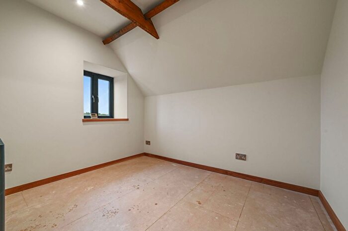2 Bedroom Barn Conversion For Sale In Bealings Road, Martlesham, IP12