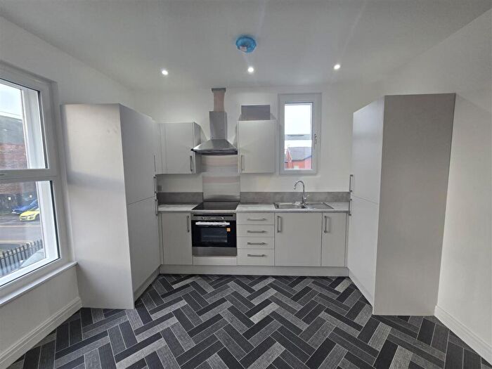 1 Bedroom Apartment To Rent In Wood Street, Ashton-under-Lyne, OL6