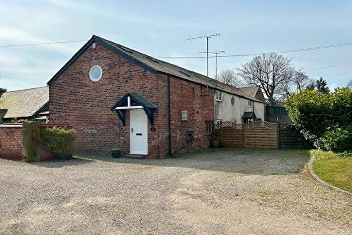 2 Bedroom Barn Conversion To Rent In Rossett, Wrexham, LL12