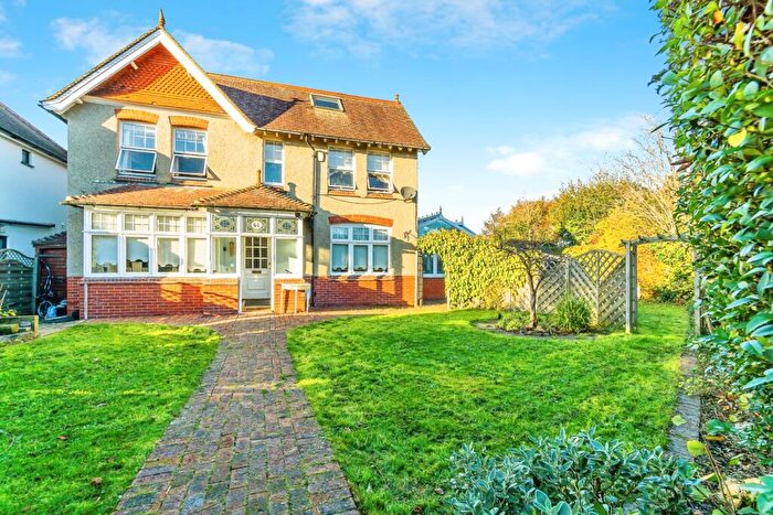 4 Bedroom Detached House For Sale In Chelsham Road, Warlingham, Surrey, CR6
