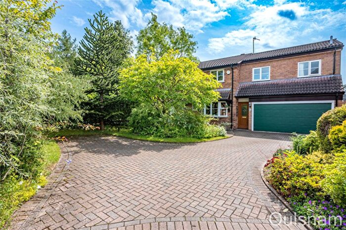 5 Bedroom Detached House For Sale In Beaumont Lawns, Marlbrook, Bromsgrove, Worcestershire, B60