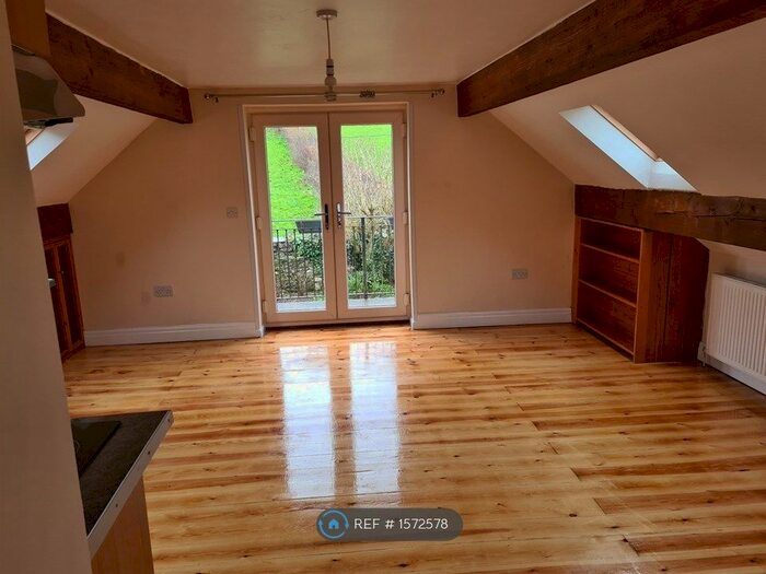 1 Bedroom Flat To Rent In Pistyll Gwyn, Ruthin, LL15