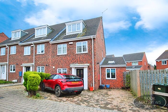 3 Bedroom End Of Terrace House For Sale In Ashover Road, Newcastle Upon Tyne, NE3