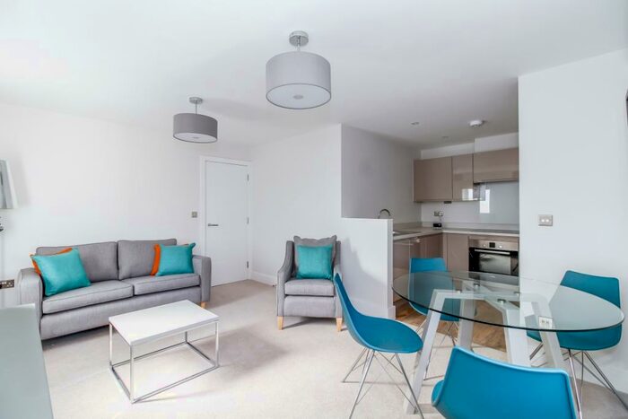 2 Bedroom Apartment To Rent In Banbury Road, Kidlington, OX5