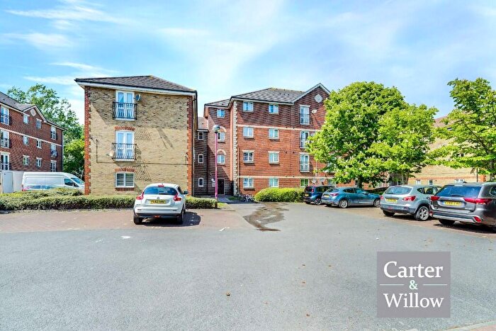 2 Bedroom Flat To Rent In Stern Close, Barking, IG11