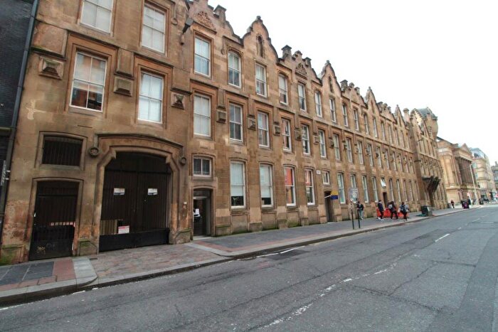 1 Bedroom Flat To Rent In Ingram Street, Glasgow, G1