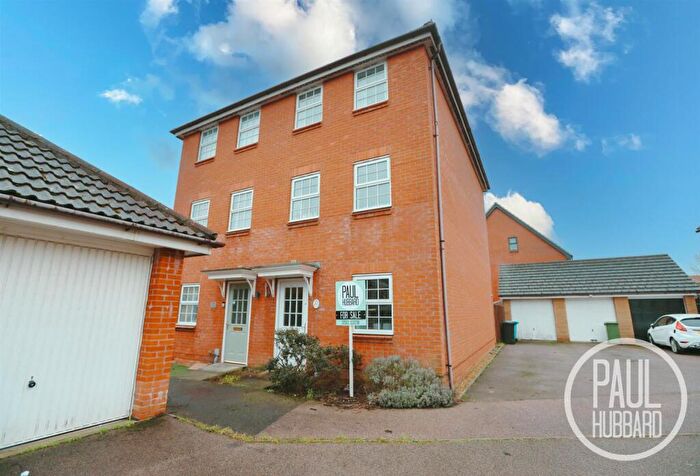 4 Bedroom Semi Detached House For Sale In Dorley Dale, Carlton Colville, NR33