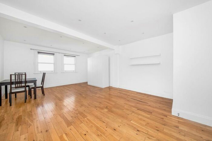 2 Bedroom Apartment To Rent In Kirkdale, Sydenham, London, SE26