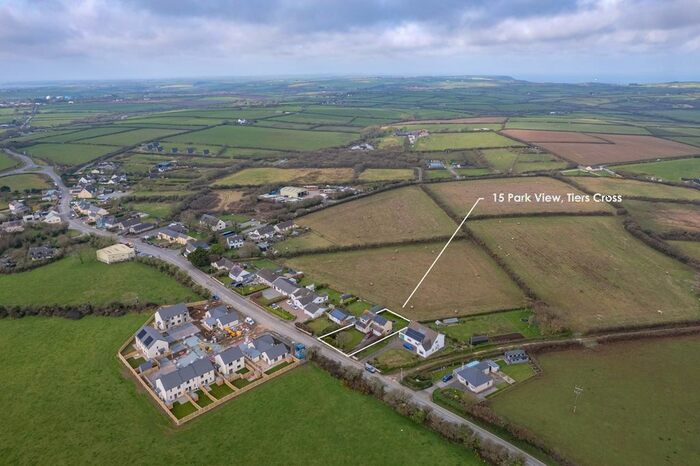 4 Bedroom Detached House For Sale In Park View, Tiers Cross, Haverfordwest, SA62