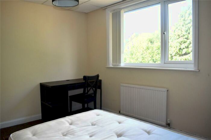4 Bedroom Semi-Detached House To Rent In Kingswood Road, Manchester, Greater Manchester, M14