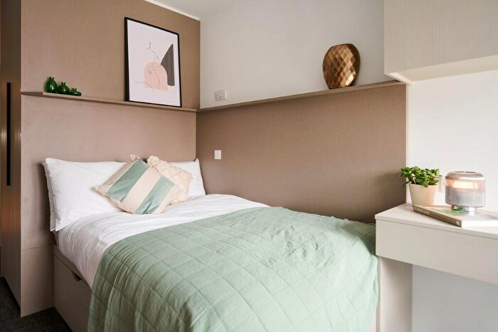 1 Bedroom Apartment To Rent In Botanic Avenue, Manchester, Greater Manchester, M15