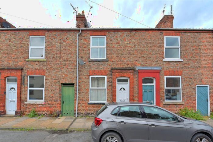 2 Bedroom Terraced House To Rent In Wellington Street, York, YO10