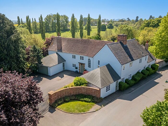 5 Bedroom Detached House For Sale In Manor Lane, Kineton, Warwickshire, CV35
