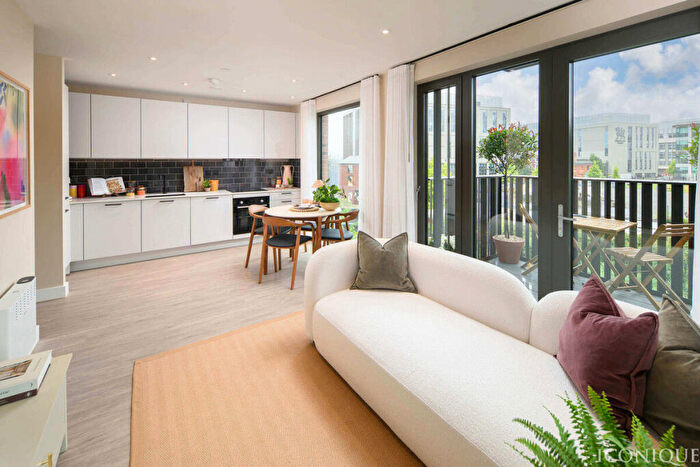 2 Bedroom Apartment For Sale In Belmont Row, Birmingham, B4