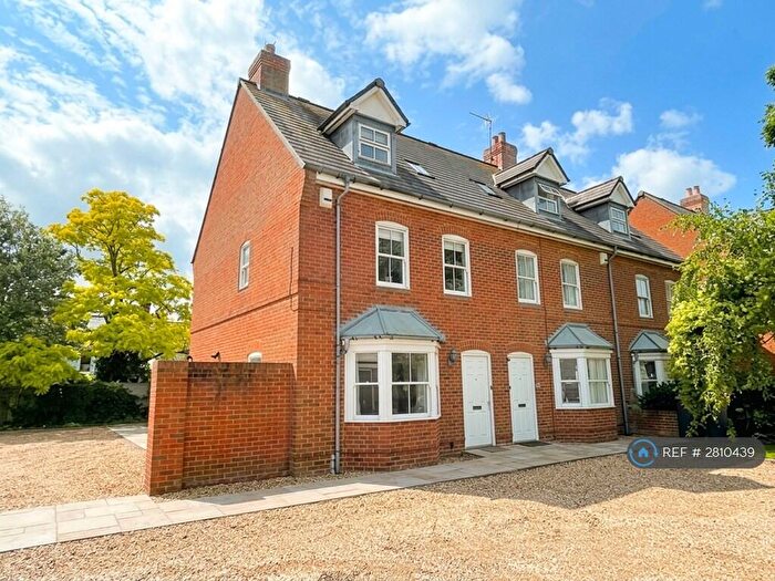 4 Bedroom Semi-Detached House To Rent In Elgar Bretts Court, Canterbury, CT1