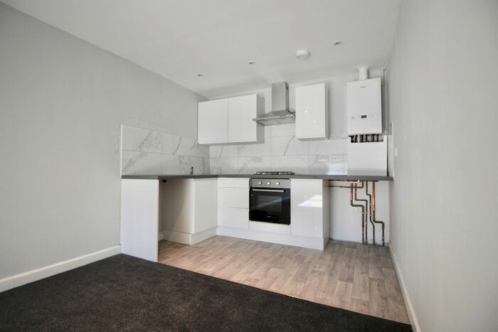 1 Bedroom Flat To Rent In Bellegrove Road, Welling, DA16