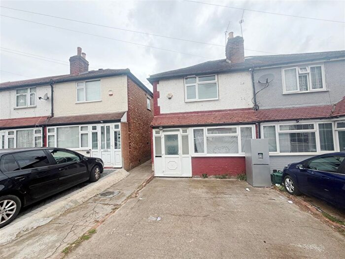 1 Bedroom Property For Sale In Lansbury Drive, Hayes, UB4