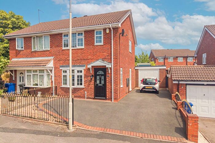 3 Bedroom Semi-Detached House For Sale In Ox Street, Upper Gornal, Dudley, DY3