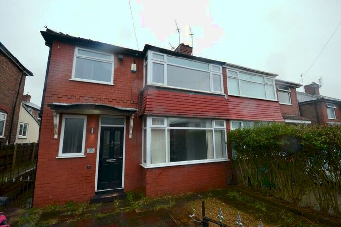 3 Bedroom Semi-Detached House To Rent In Runnymeade, Swinton, Manchester, M27