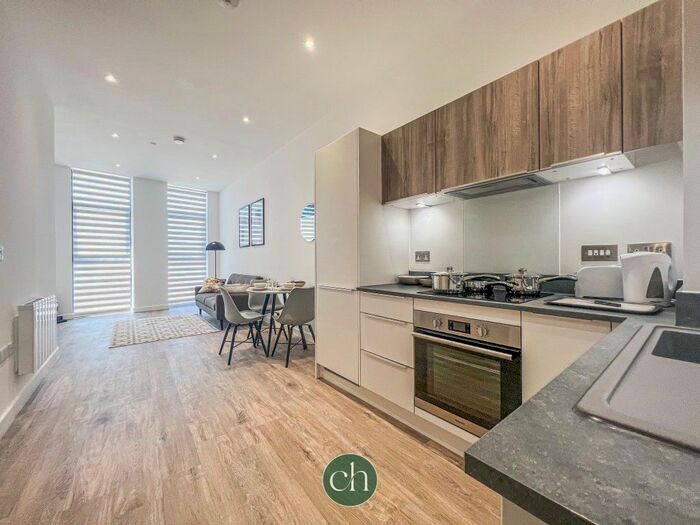 1 Bedroom Flat To Rent In North Star House, Town Centre, Swindon, SN2