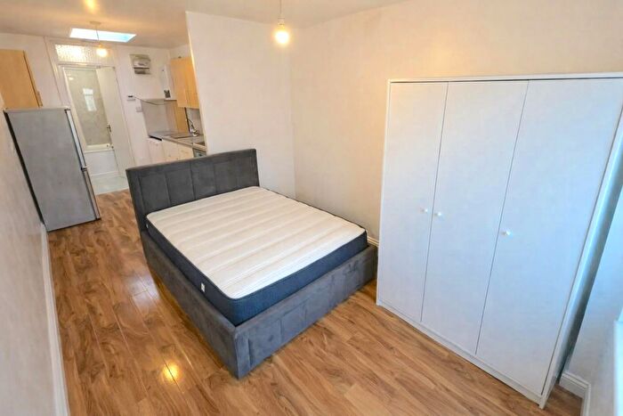 Studio To Rent In Lady Margaret Road, Southall, UB1