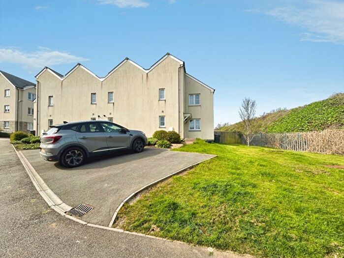 2 Bedroom End Terrace House For Sale In Long Croft Road, Hayle, TR27