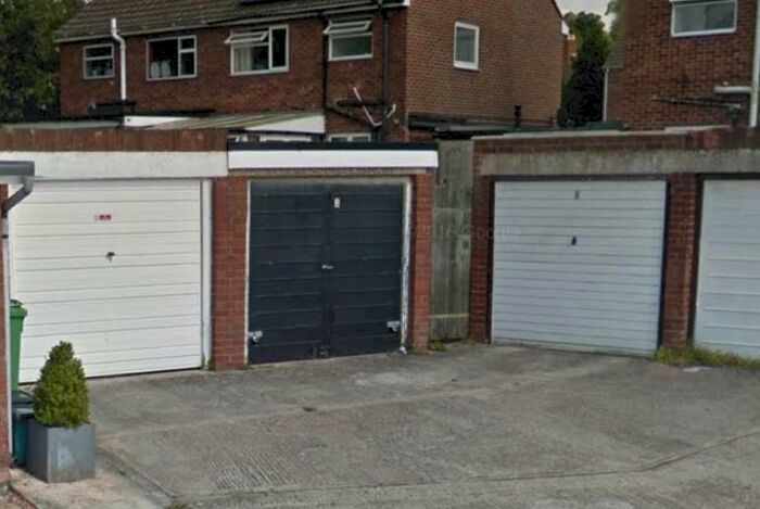 Garage / Parking To Rent In Coltham Close, Cheltenham, GL52