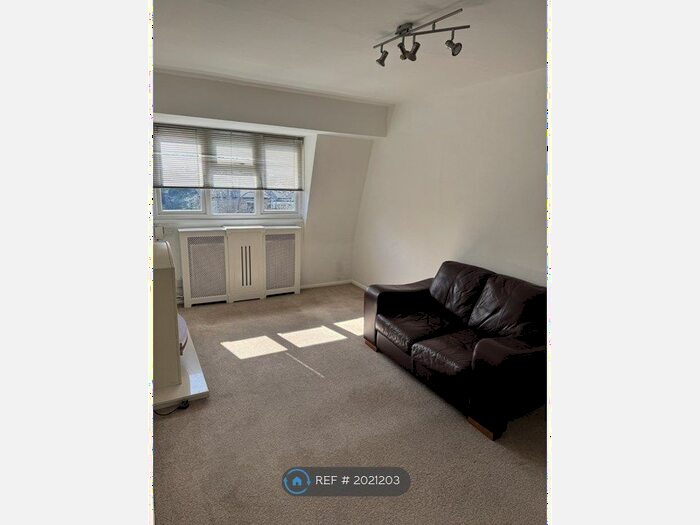 1 Bedroom Flat To Rent In Walpole Close, London, W13