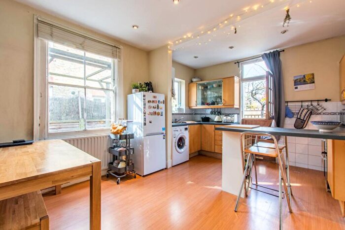 2 Bedroom Flat To Rent In Emmanuel Road, Hyde Farm Estate, London, SW12