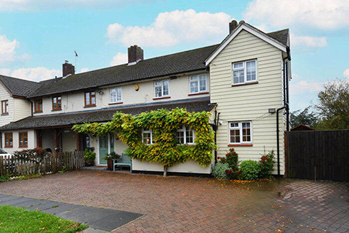 4 Bedroom Semi Detached House For Sale In Bird Lane, Great Warley, Essex, CM13