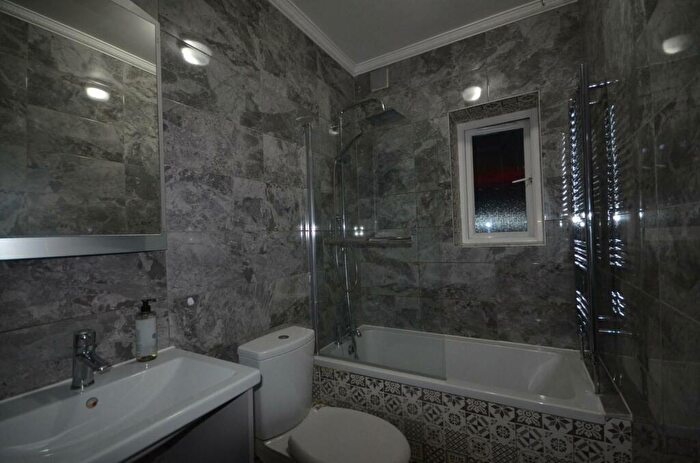 1 Bedroom Flat To Rent In North End Road, Wembley, HA9