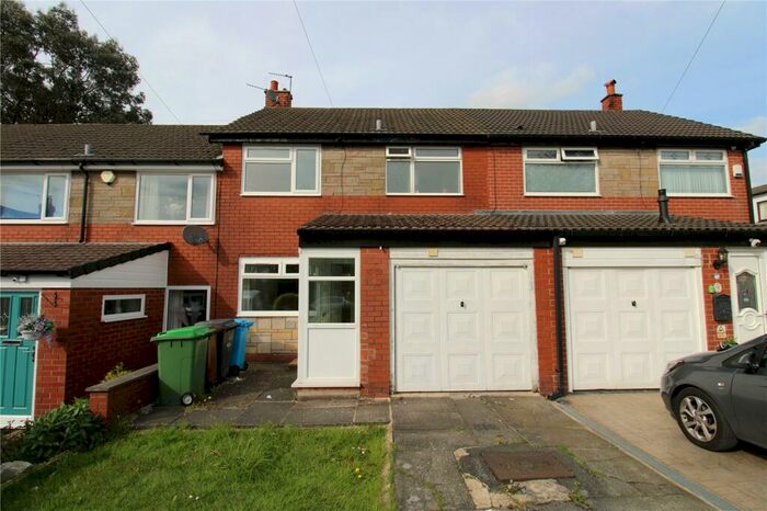 3 Bedroom Semi-Detached House To Rent In Parkdale, Chadderton, Oldham, Greater Manchester, OL9