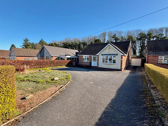 3 Bedroom Detached Bungalow For Sale In Mill Road, Swanland, HU14