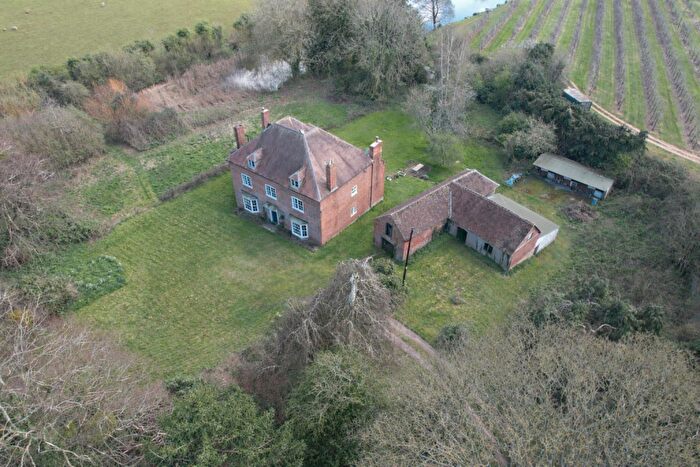 6 Bedroom Detached House For Sale In Ford House Road, Newent, GL18