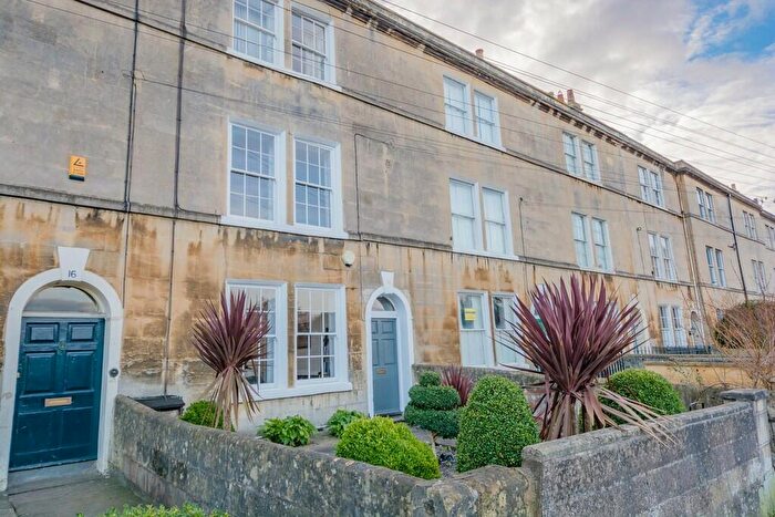 1 Bedroom Flat To Rent In Caroline Buildings - Widcombe, BA2